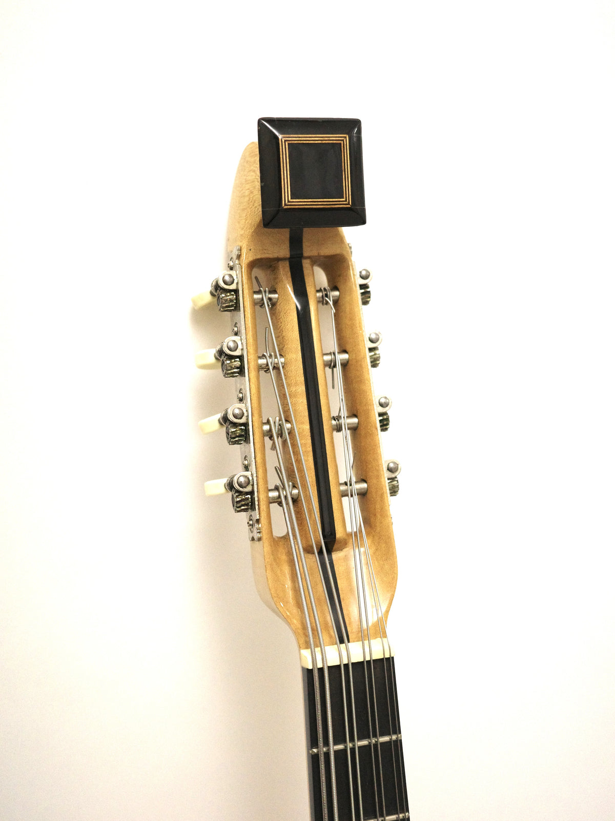 【リペア済・良品】落合 マンドリン　M4 (1990年)　ハードケース付き リペア済・良品】落合 マンドリン M4 (1990年) ハードケース付き