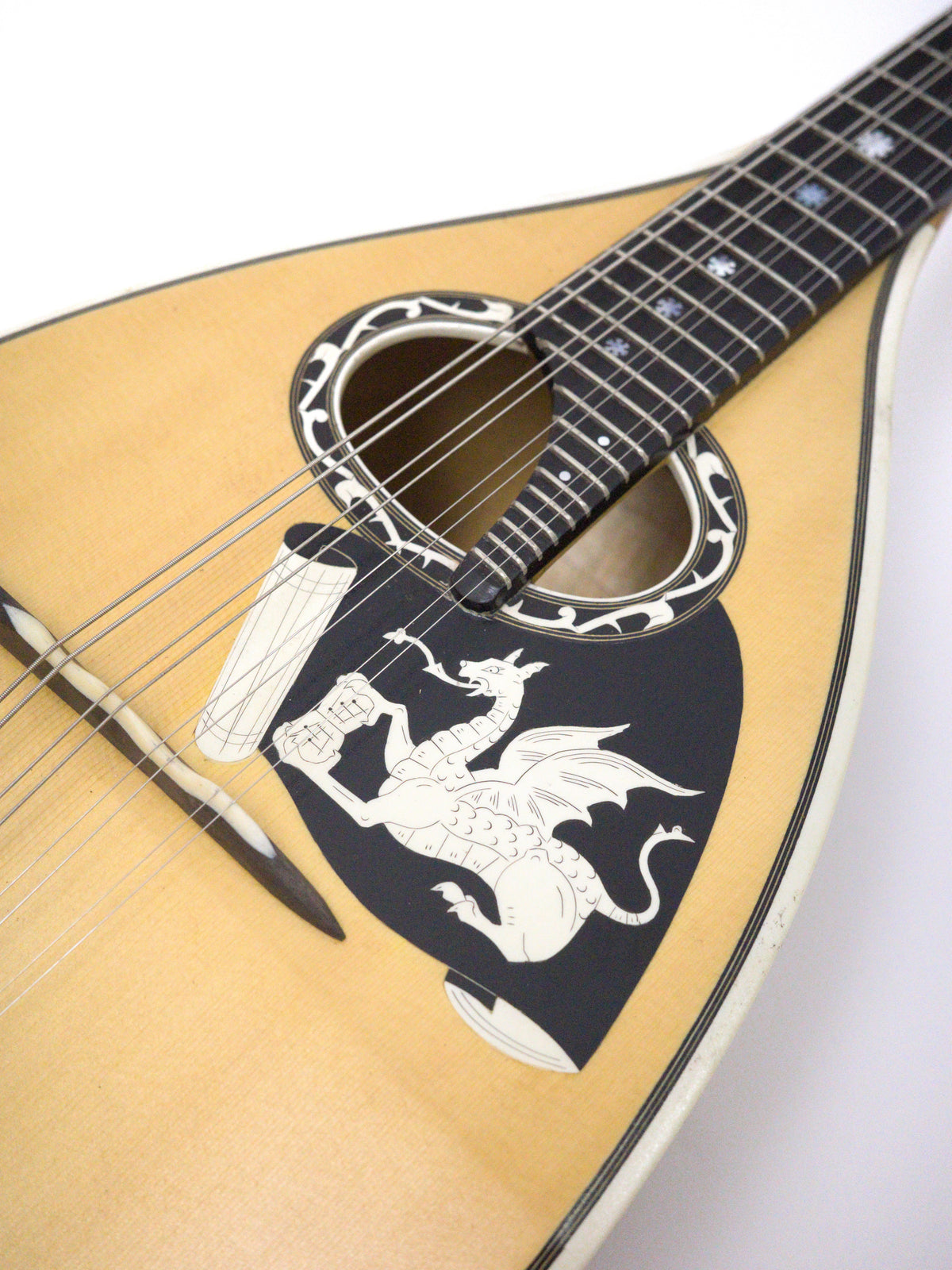 マンドリン 螺鈿マリア像 Mandolin（マンドリン）一覧 | | 三木楽器公式通販サイト